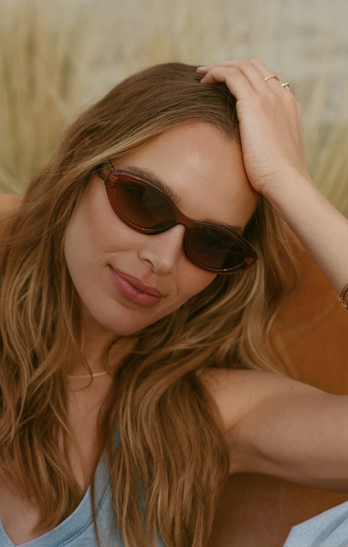 Rosie | Women’s Oval Sunglasses | Tinted Lenses Rounded Frame Everyday Wear — image 06 — MAREACO